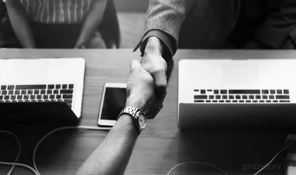 Что такое CPA-маркетинг, CPA-сети и арбитраж трафика?